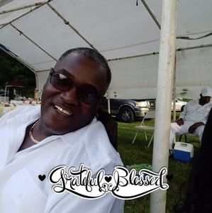 Meet your Posher, Earl